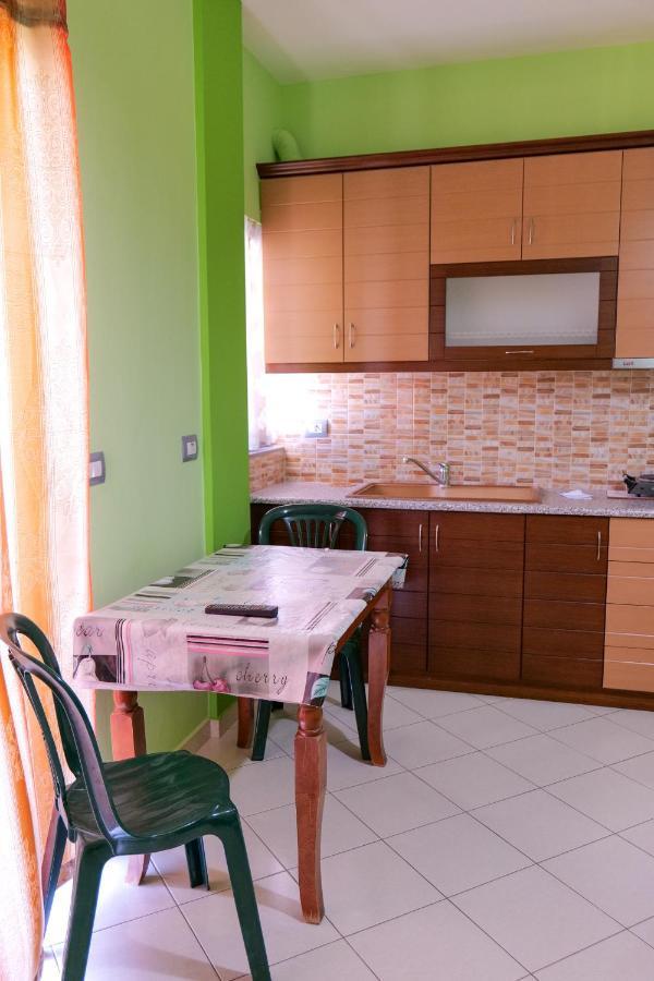 Vila Lida Sarandë 外观 照片