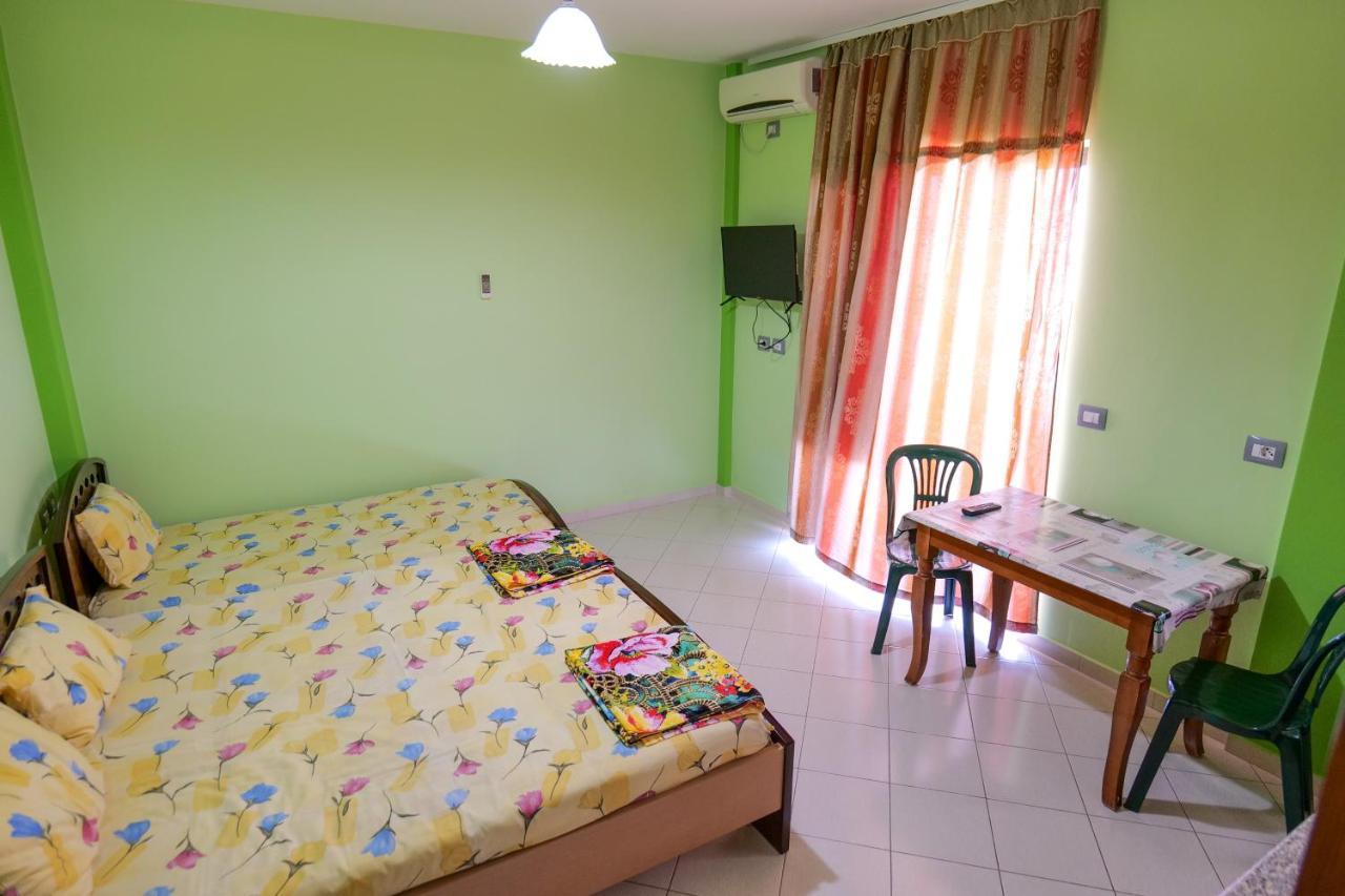Vila Lida Sarandë 外观 照片